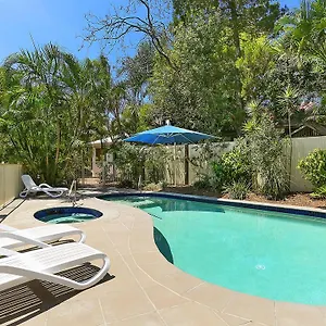 chez-noosa-resort-motel.queenslandhotels.net/